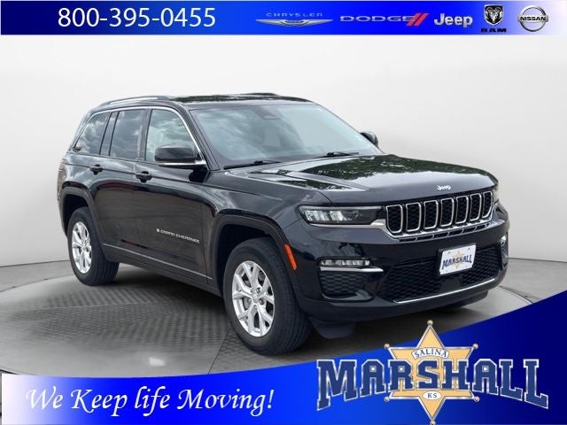 2023 Jeep Grand Cherokee Limited in Diamond Black Crystal Pearlcoat — front three-quarter view