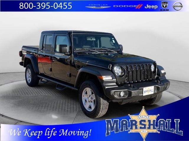 2020 Jeep Gladiator Sport in Black Clearcoat — front three-quarter view
