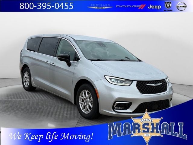 2024 Chrysler Pacifica Touring L in Silver Mist Clearcoat — front three-quarter view