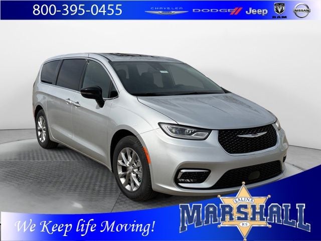 2026 Chrysler Pacifica PACIFICA LIMITED in Silver Mist Clear-Coat Exterior Paint — front three-quarter view